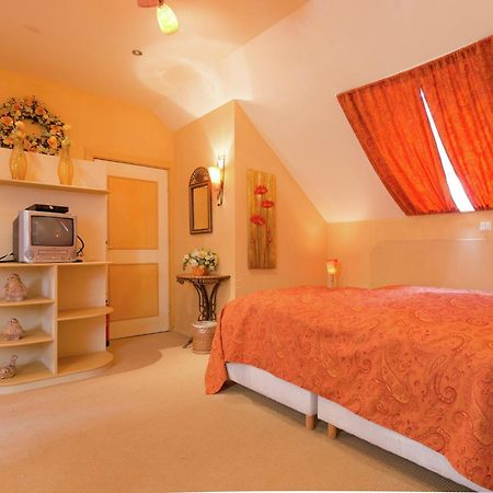 Quietly Located Farmhouse With Sauna And Hot Tub Balkbrug ภายนอก รูปภาพ